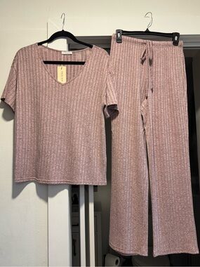 Ribbed V-Neck Lounge Set - Blush pink mauve purple